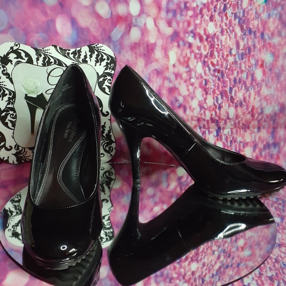 SV BLYTH BLACK HEELS - NIB - 4 INCH - Picture 8 of 8